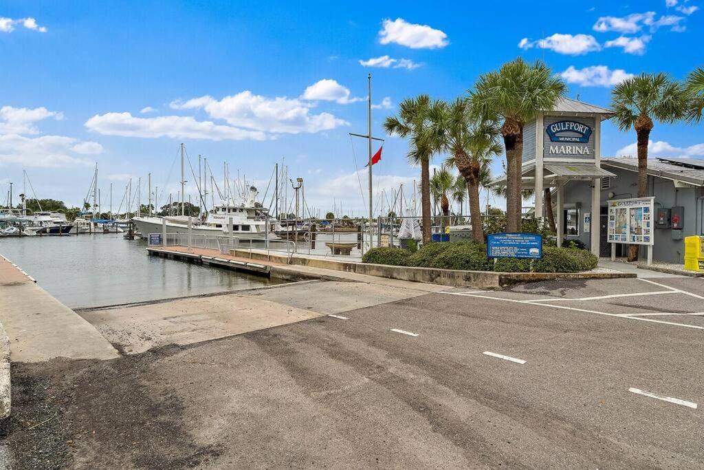 Quaint Gulfport Beach Bungalow St. Petersburg Eksteriør bilde